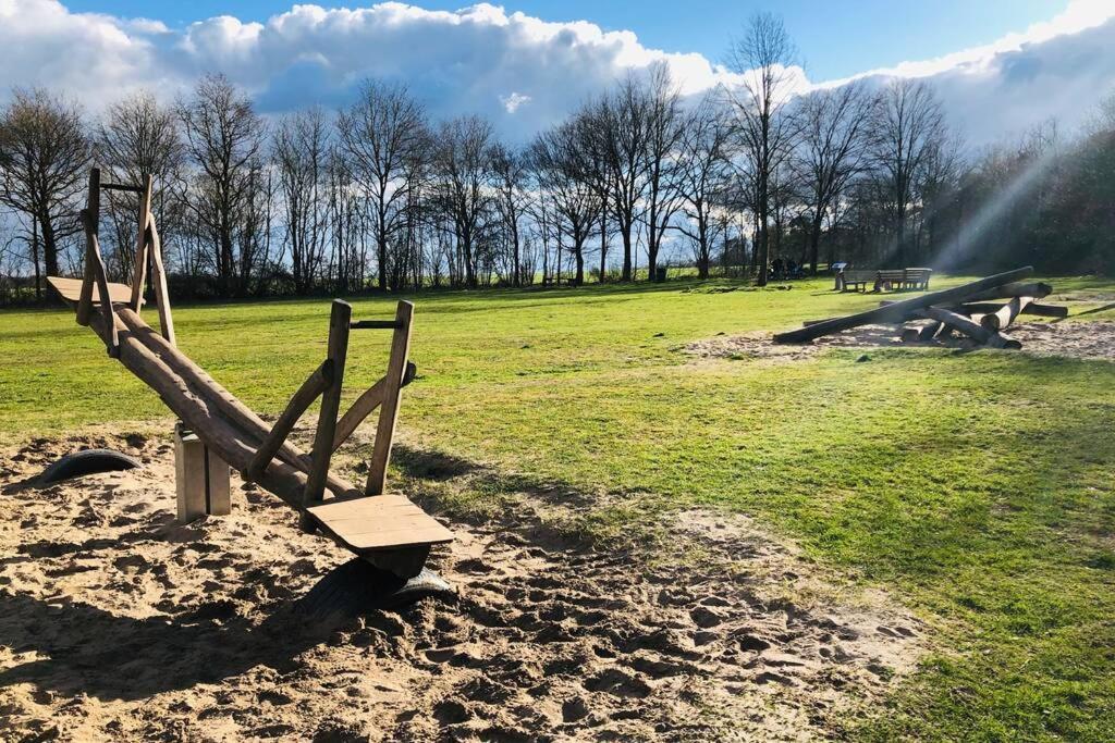 Vakantiebungalow In Bosrijke Omgeving Luttenberg Villa Eksteriør billede